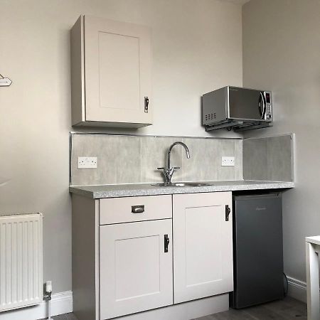ניוטאונאבי Beechwood Garden Suite מראה חיצוני תמונה