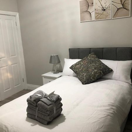 ניוטאונאבי Beechwood Garden Suite מראה חיצוני תמונה