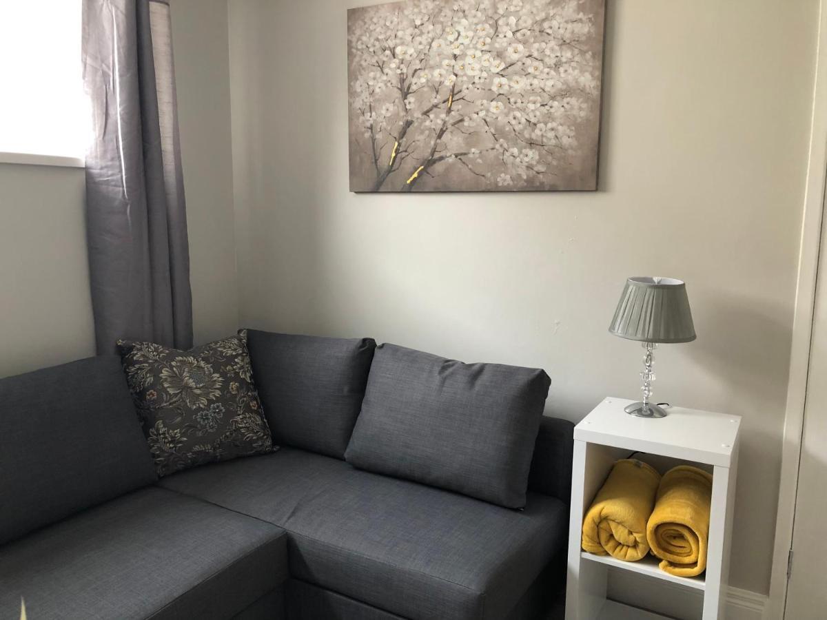 ניוטאונאבי Beechwood Garden Suite מראה חיצוני תמונה