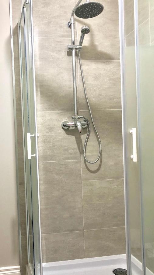 ניוטאונאבי Beechwood Garden Suite מראה חיצוני תמונה